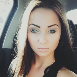 Meet your Posher, Marina